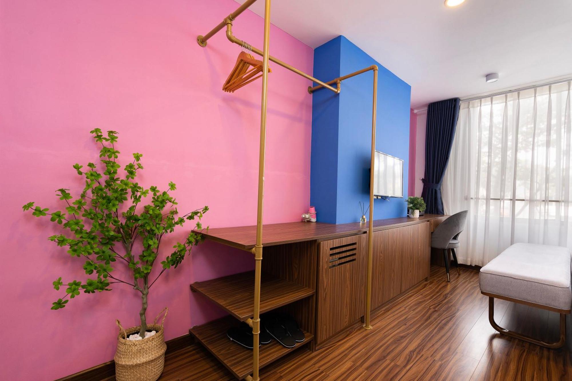 Hotel Tago &
