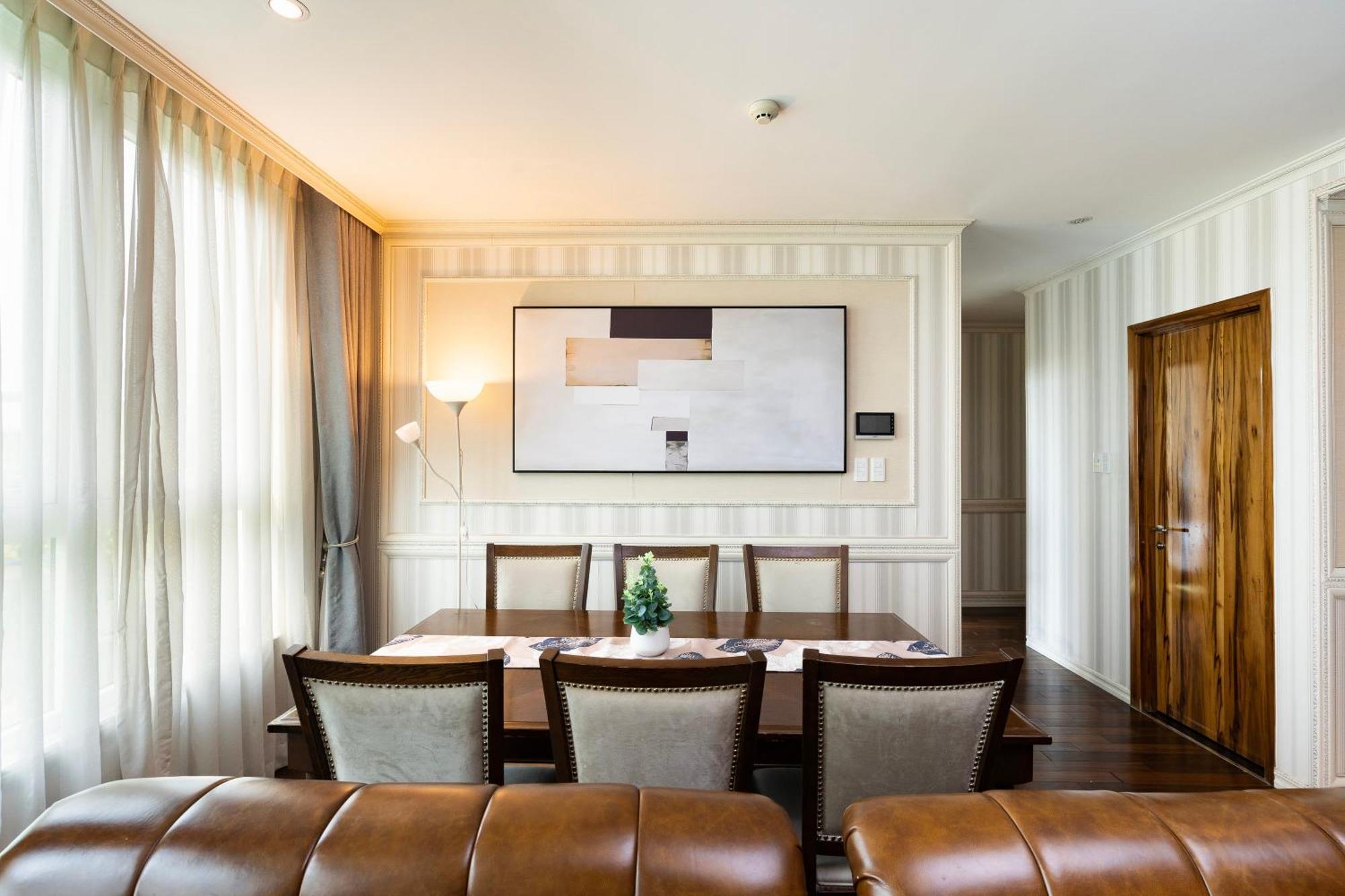 Apartment Comfy Luxury 3br Near Ben Thanh Market Ho Chi Minh City