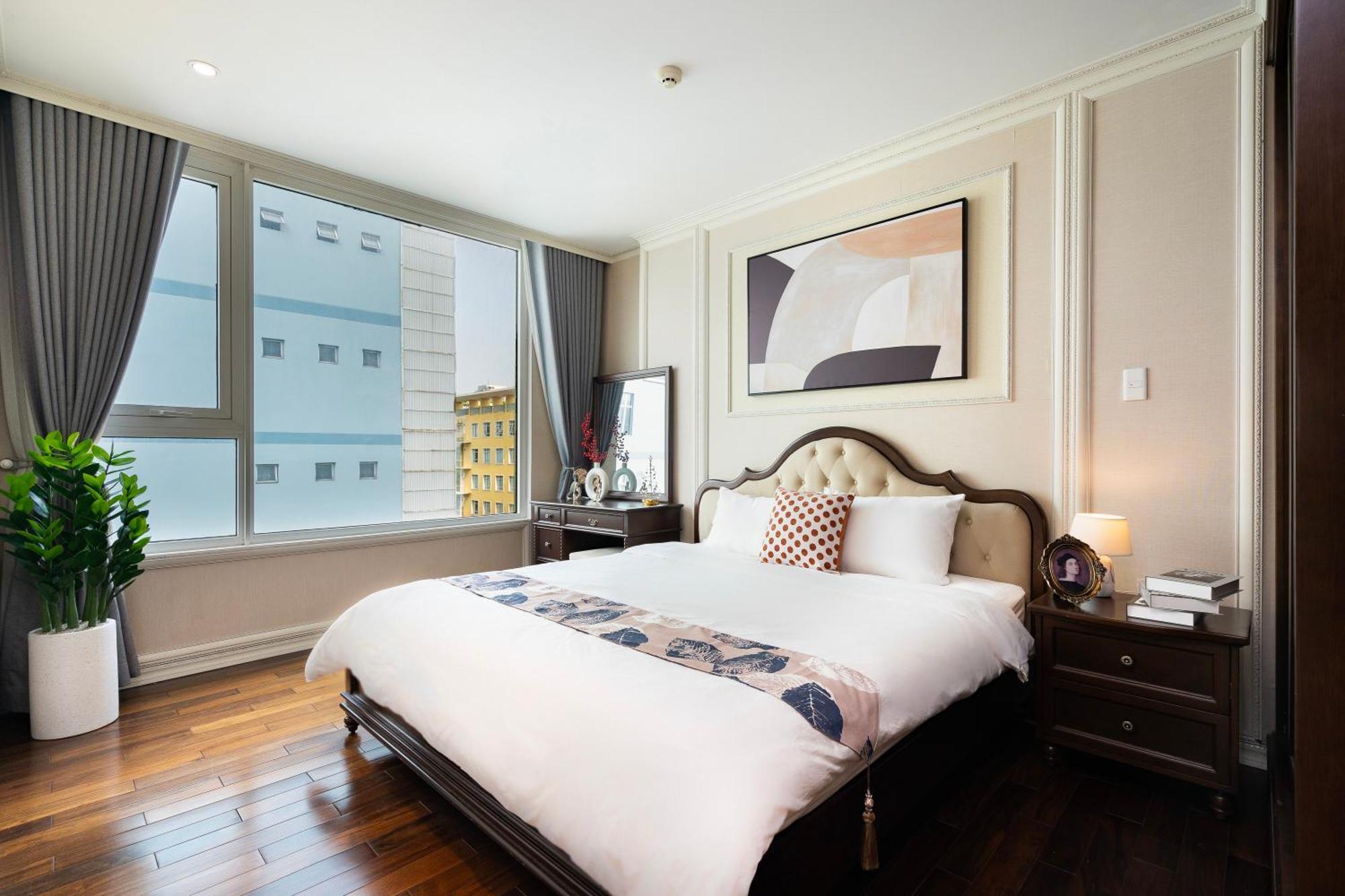 Comfy Luxury 3br Near Ben Thanh Market Apartment *