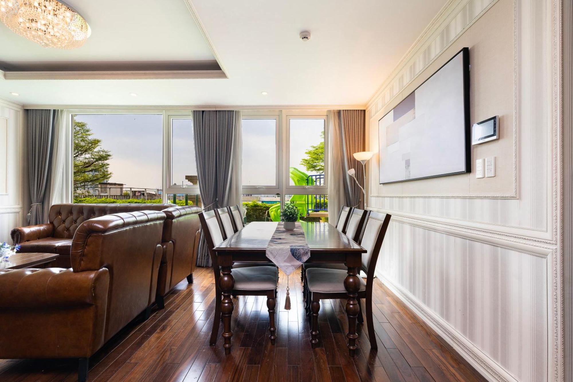 Comfy Luxury 3br Near Ben Thanh Market Ho Chi Minh City