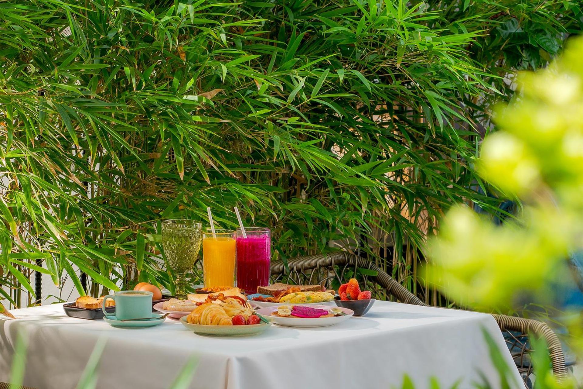Alagon D'antique & 4* Ho Chi Minh City