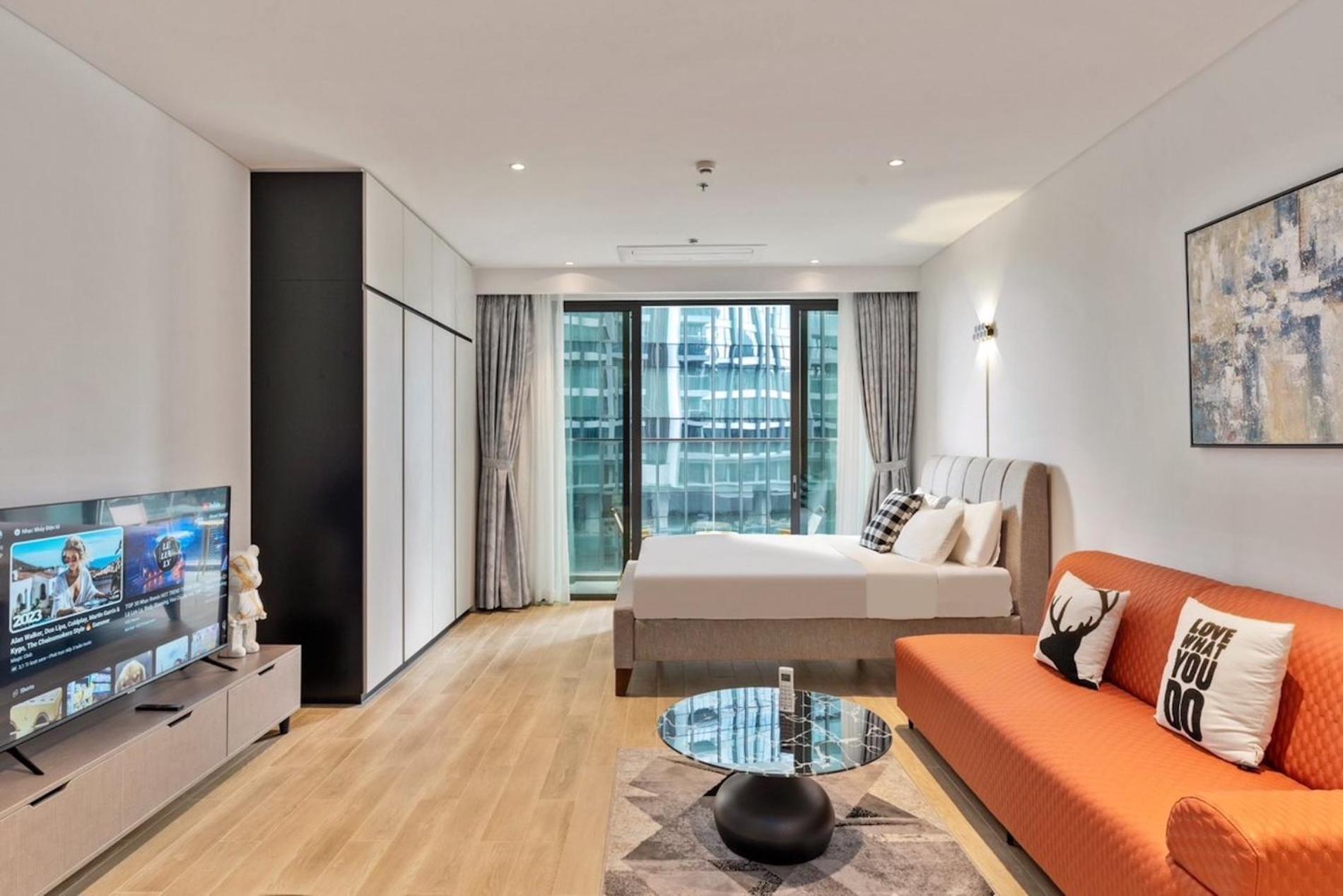 The Metropole -complex 