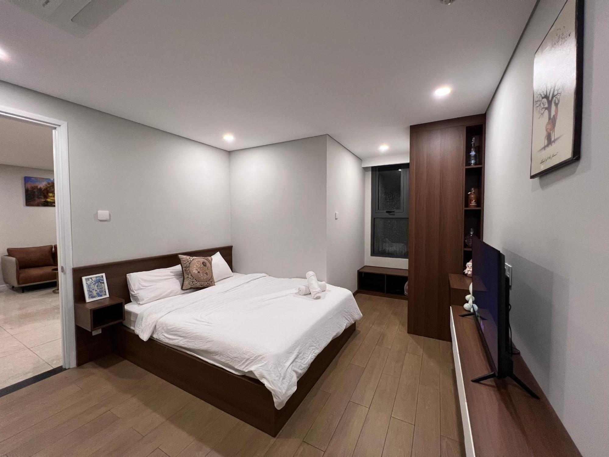 Triostay Vinh Hoi - Elegant Near Highlights! * Ho Chi Minh City