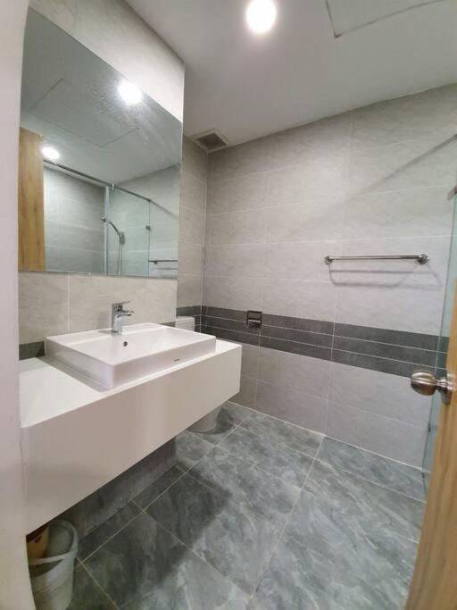 Apartment Ho Cao Cap Gan San Bay Ho Chi Minh City
