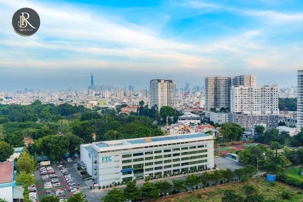 Ho San Bay Tan Son Nhat