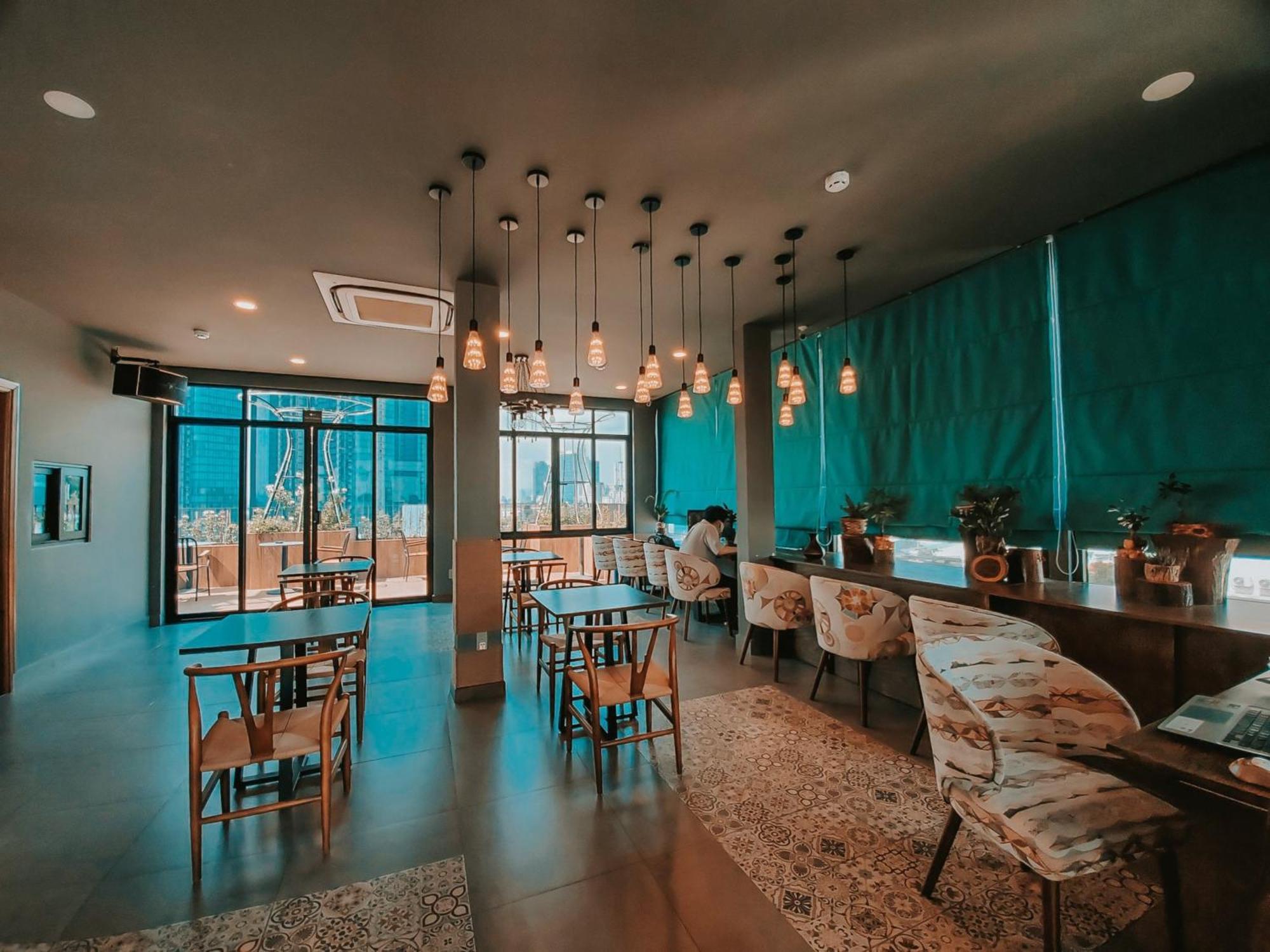 Hotel The Bloom Pham Viet Chanh - Modern Living Space In Saigon