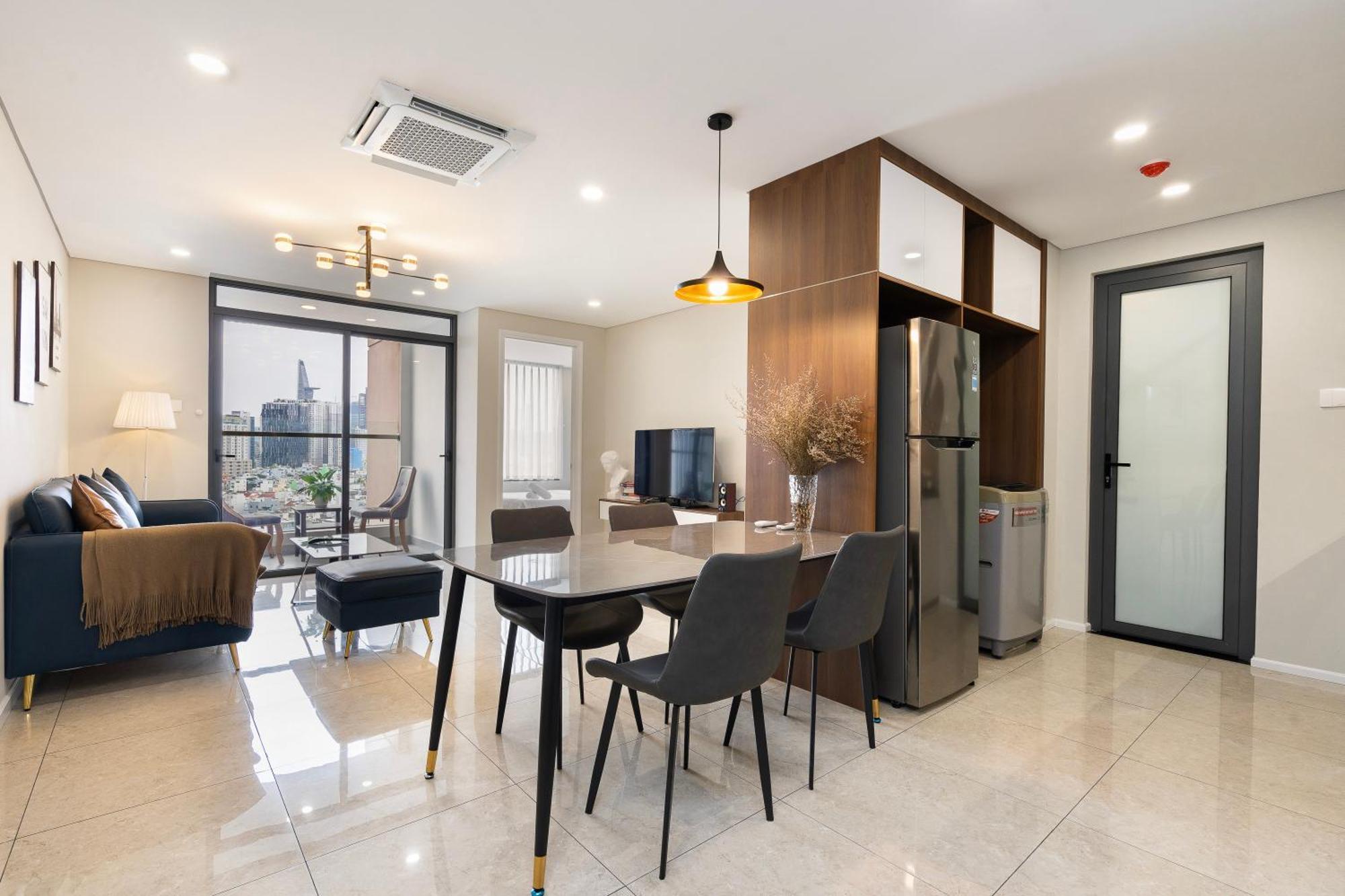 Louisa Vinh Hoi Apartment