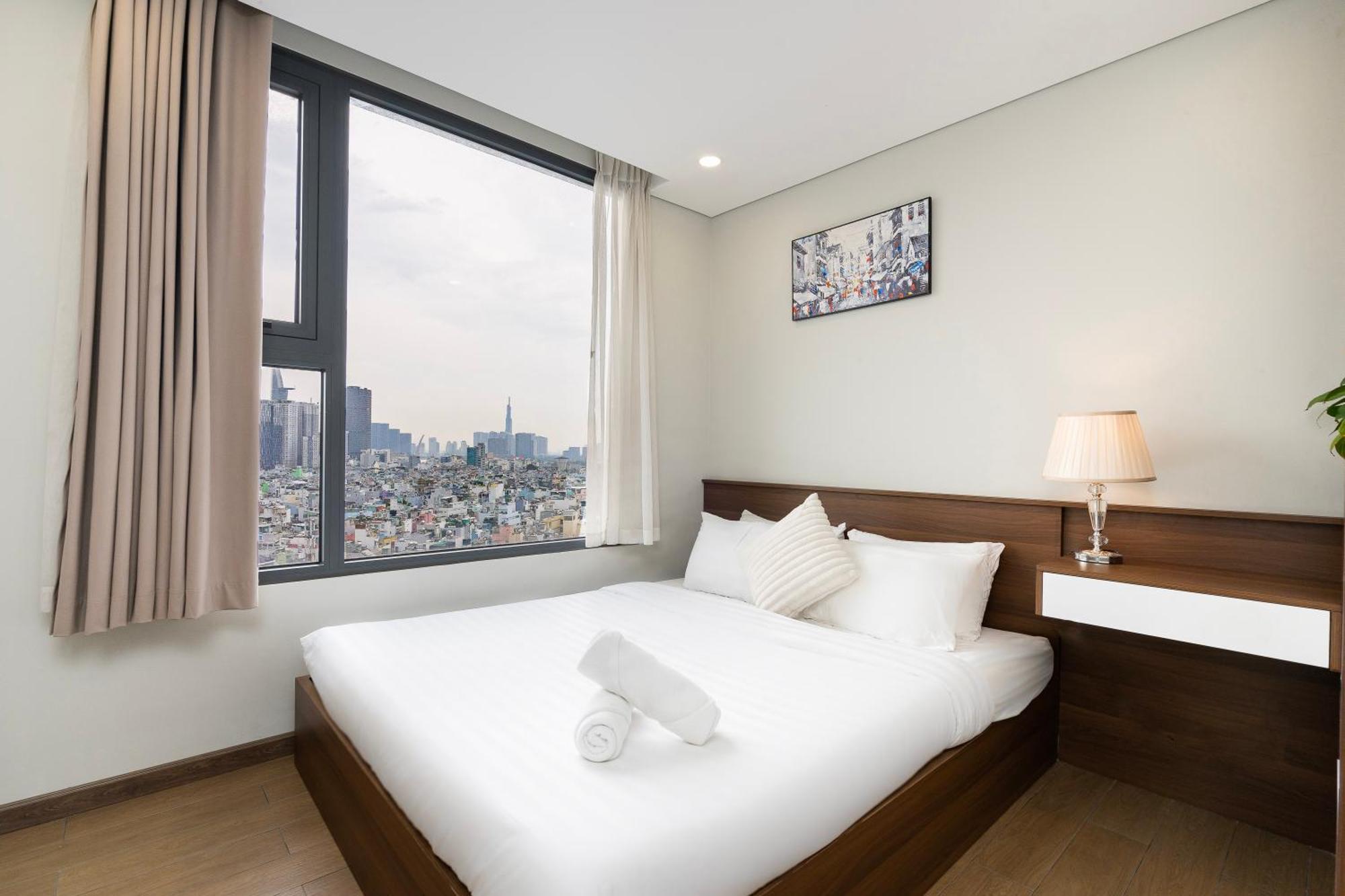 Louisa Vinh Hoi Apartment *