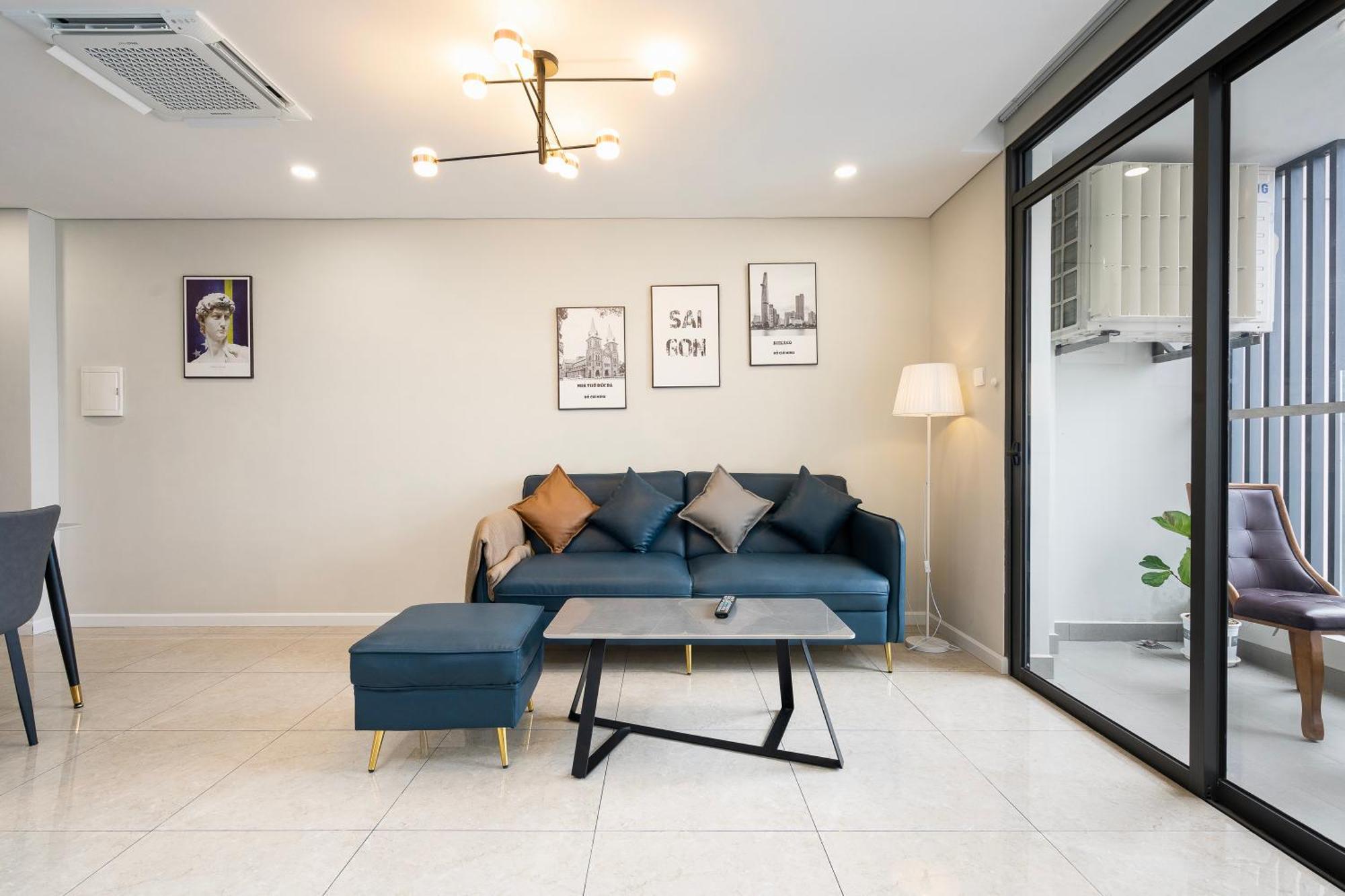 Louisa Vinh Hoi Apartment