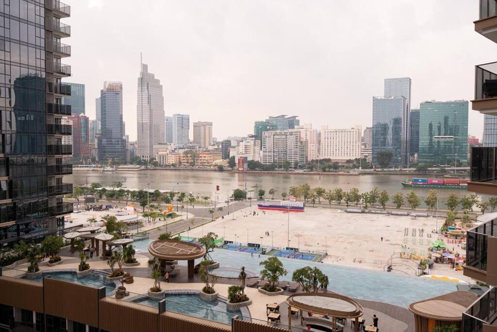 Opera 2pn Metropole Quan 2 View Song Pool Gym Apartment *