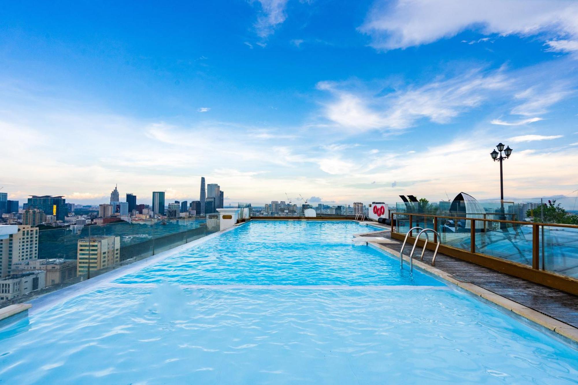 Apartment Comfy Luxury 3br Near Ben Thanh Market Ho Chi Minh City