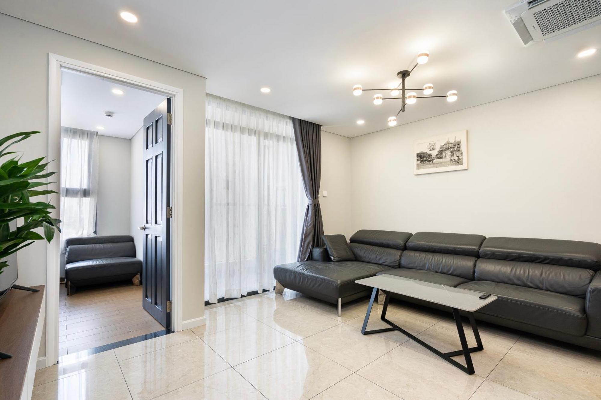 Louisa Vinh Hoi Apartment *