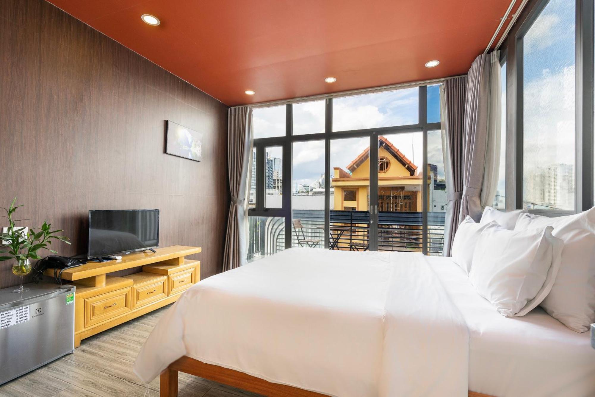 Hotel Gemini Saigon Center - New & Quiet Near Bui Vien Walking Street