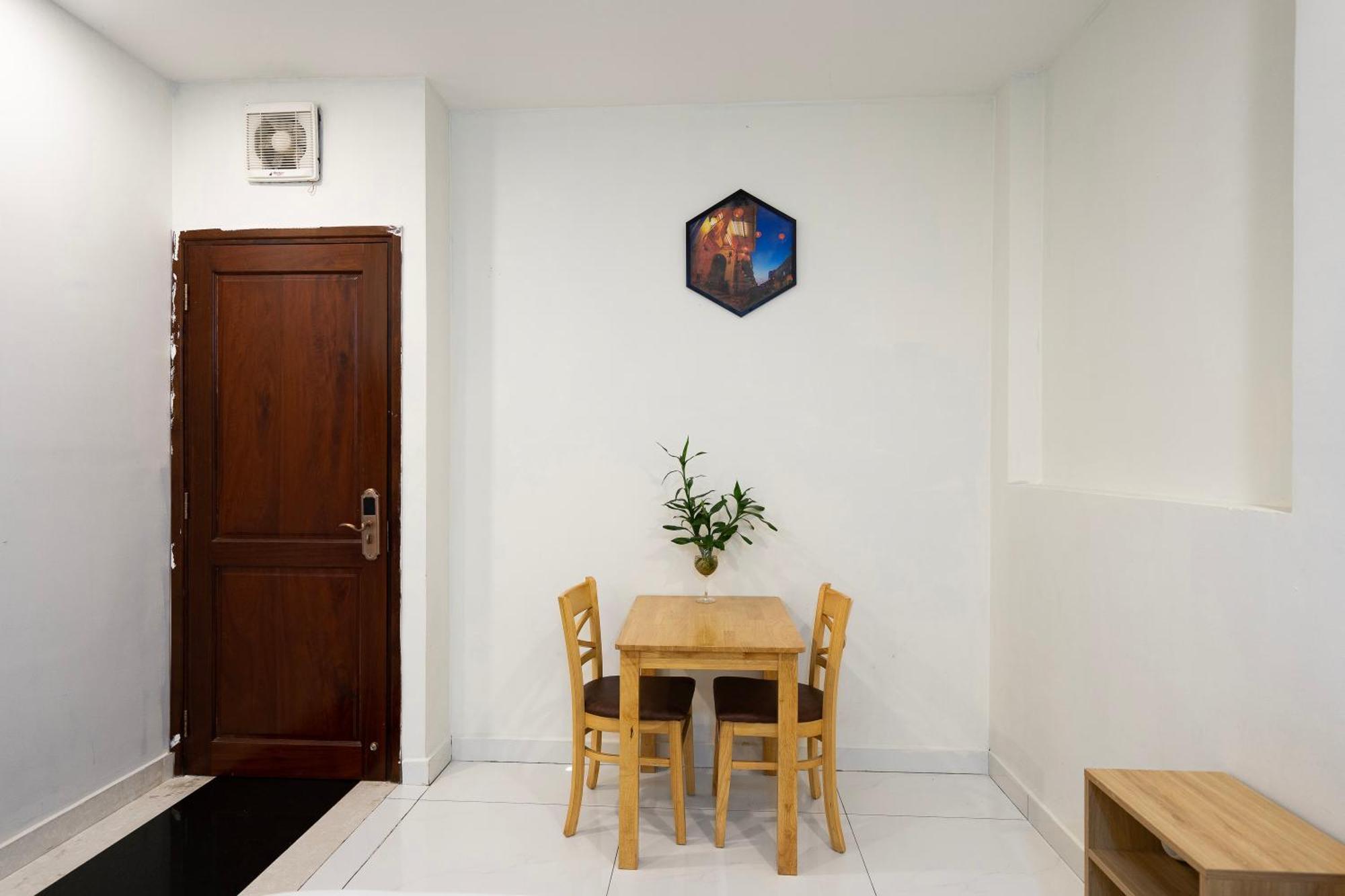 Gemini Saigon Center - New & Quiet Near Bui Vien Walking Street 3*