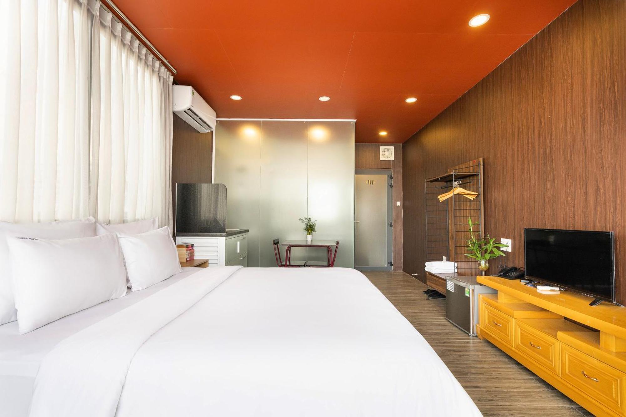 Gemini Saigon Center - New & Quiet Near Bui Vien Walking Street