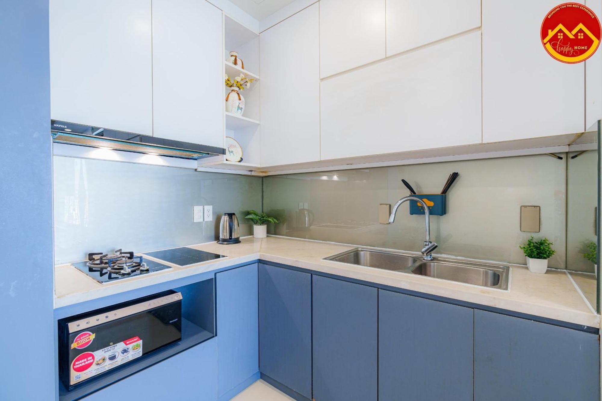 Apartment - Near Tsn Airport - 2br 2wc - Luxury Ho Chi Minh City