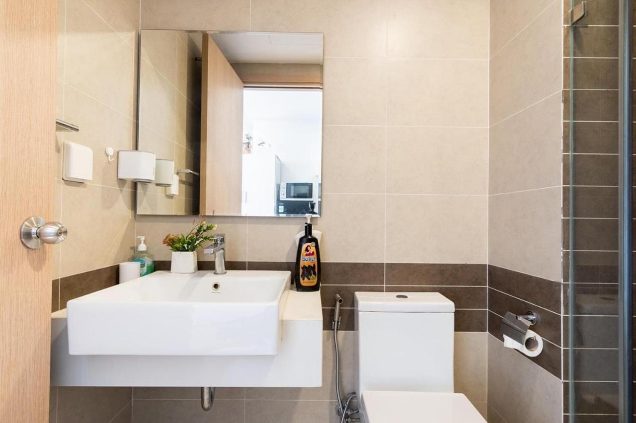 Lyn's Home-river Gate- Pool- Gym-pick Up * Ho Chi Minh City