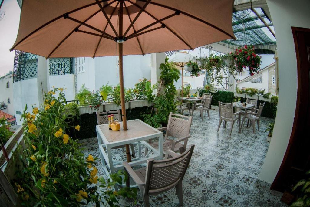 Hotel Laverne *