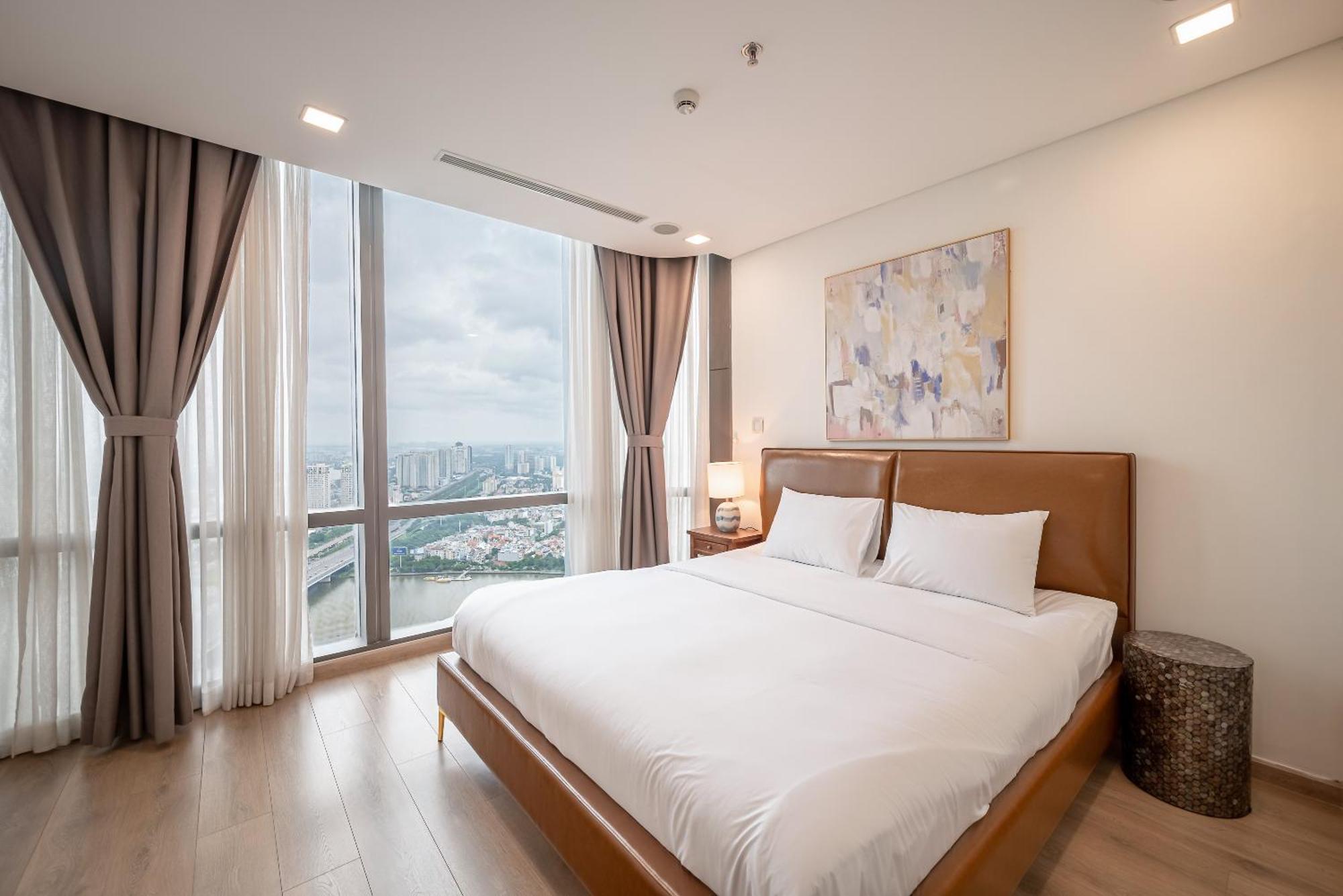 Isabelle Inside Landmark 81 Tower Bandar Ho Chi Minh