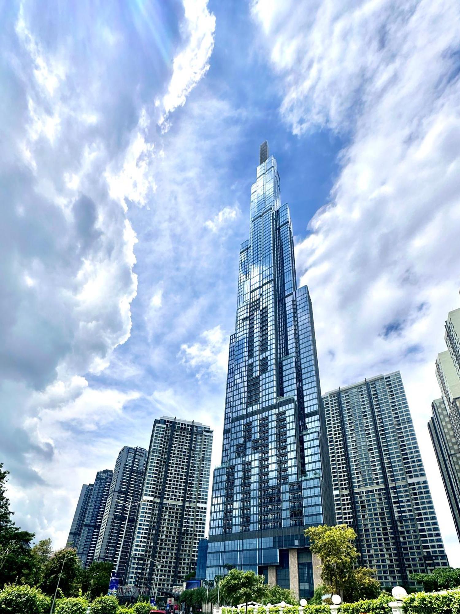 Chalton - Landmark 81 Area, Ice Rink & Grand Park * TP. Hồ Chí Minh