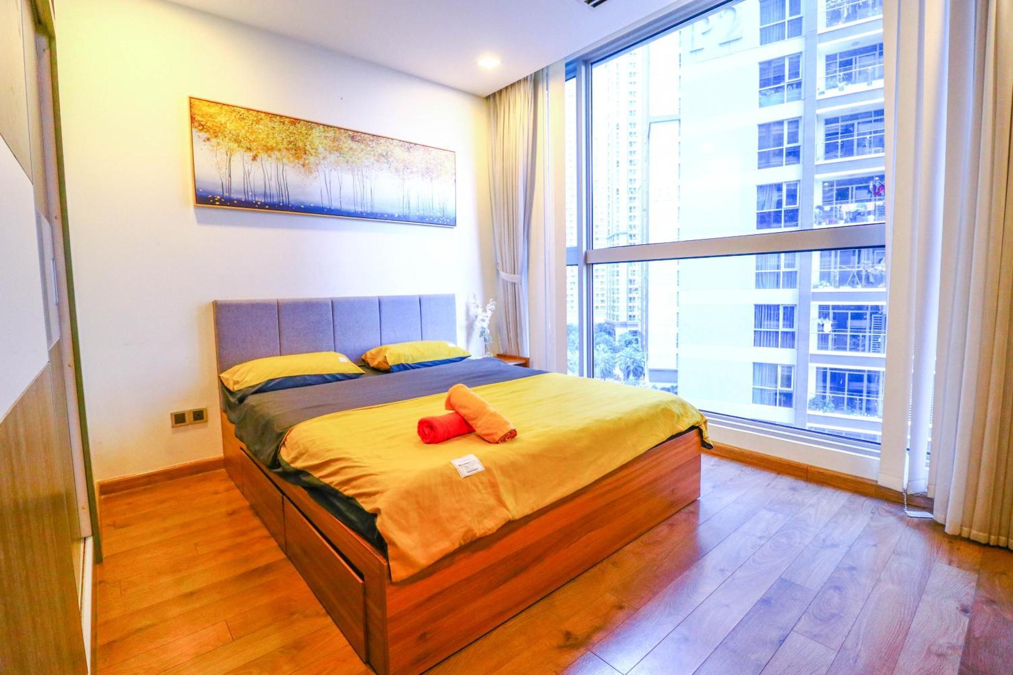 Chalton - Landmark 81 Area, Ice Rink & Grand Park * TP. Hồ Chí Minh