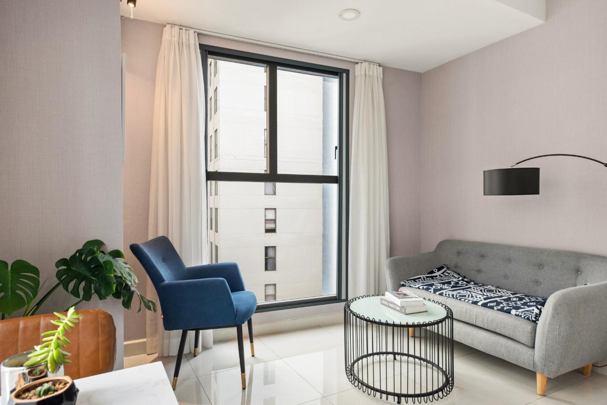 Apartment Lynh Saigon D4 Ho Chi Minh City