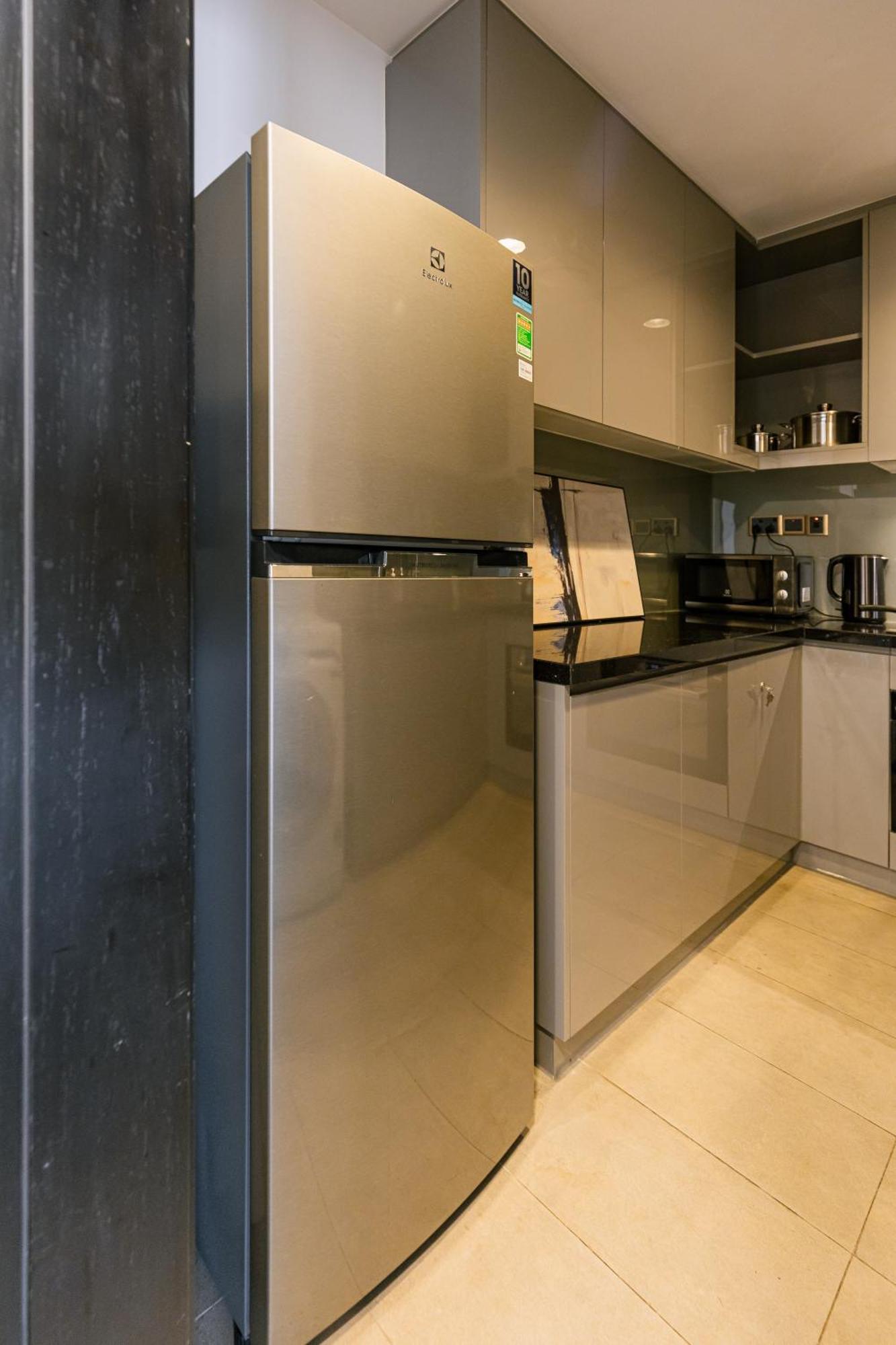 Exclusive 2-3 Bedroom In District 1 Free Pool Gym Sauna * Ho Chi Minh City