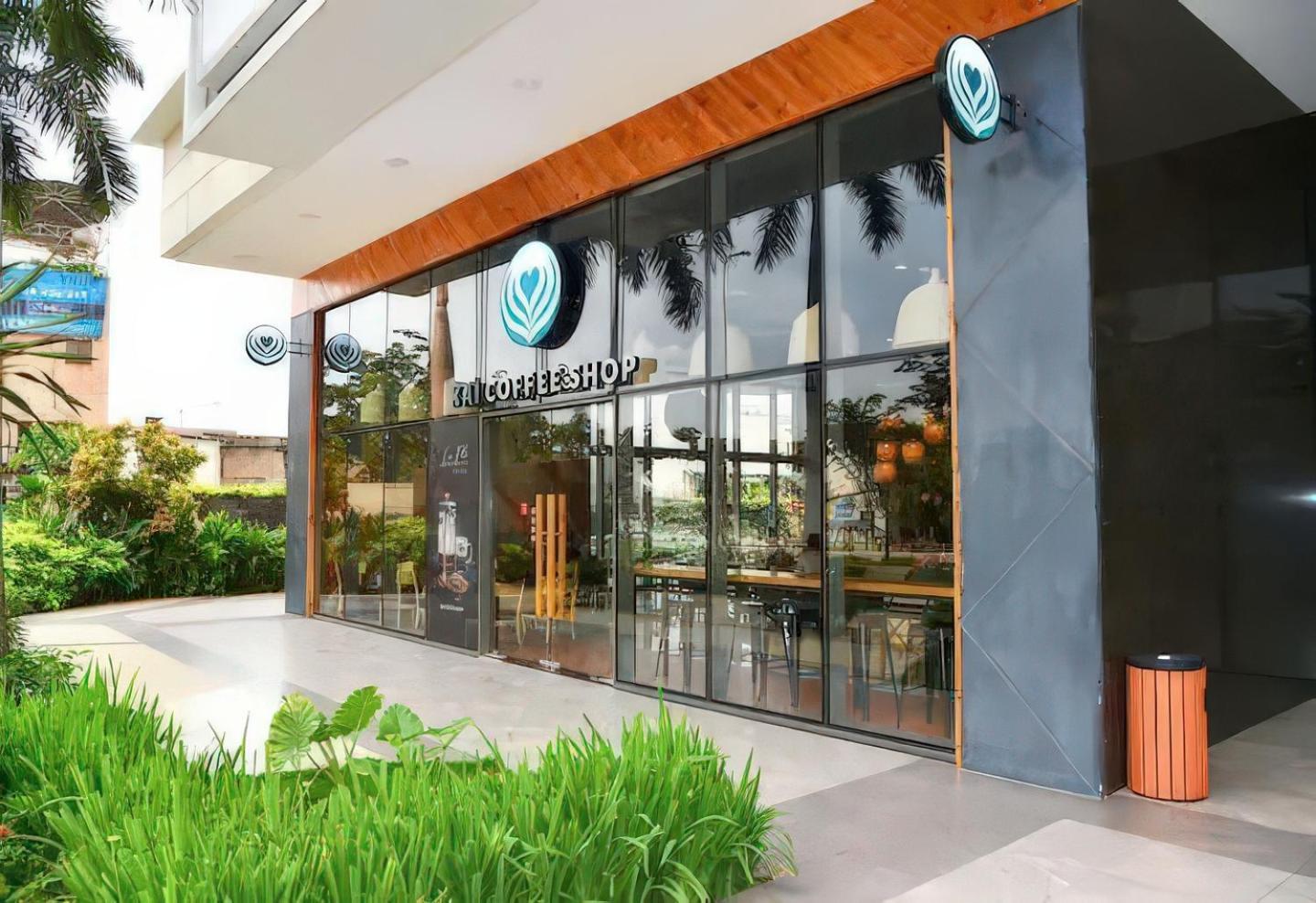 The Rivergate & Saigon 4*