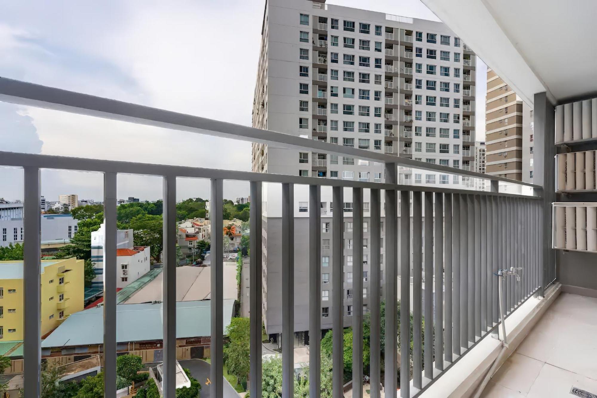Rainbow Sky Center Tsn Airport Apartment