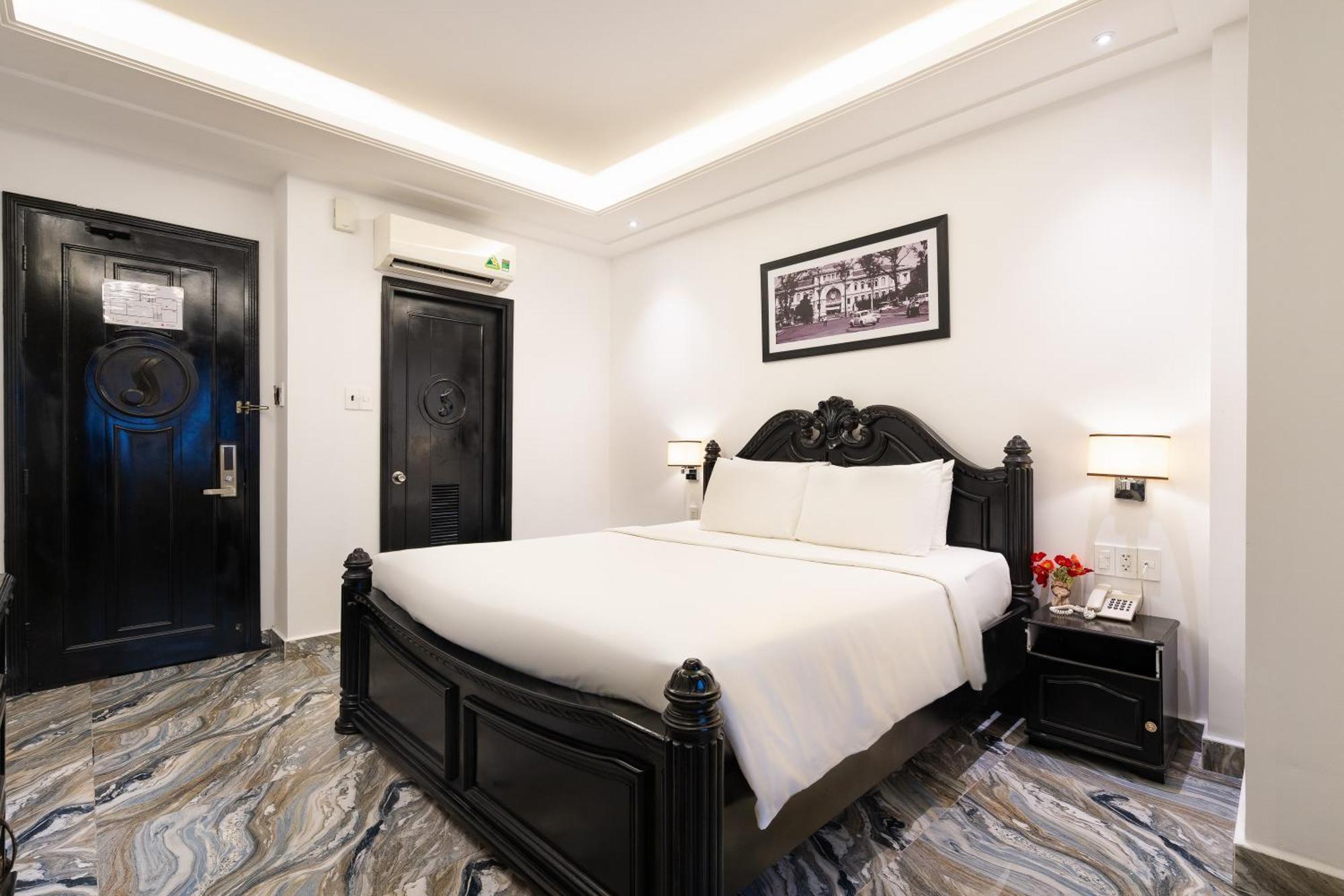 Nicecy Saigon 3*
