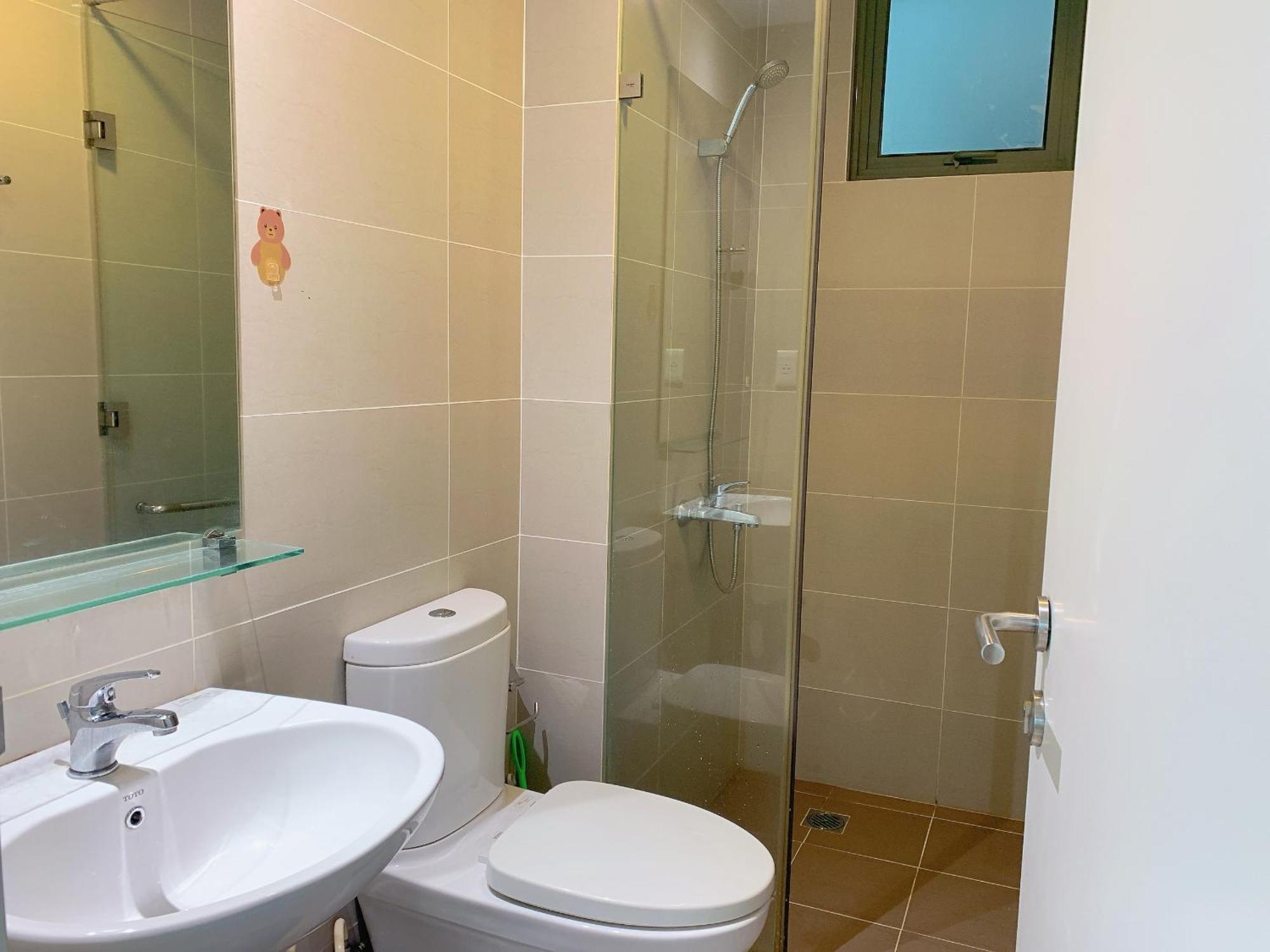 The Second Homes - Masteri Thao Dien Apartment *