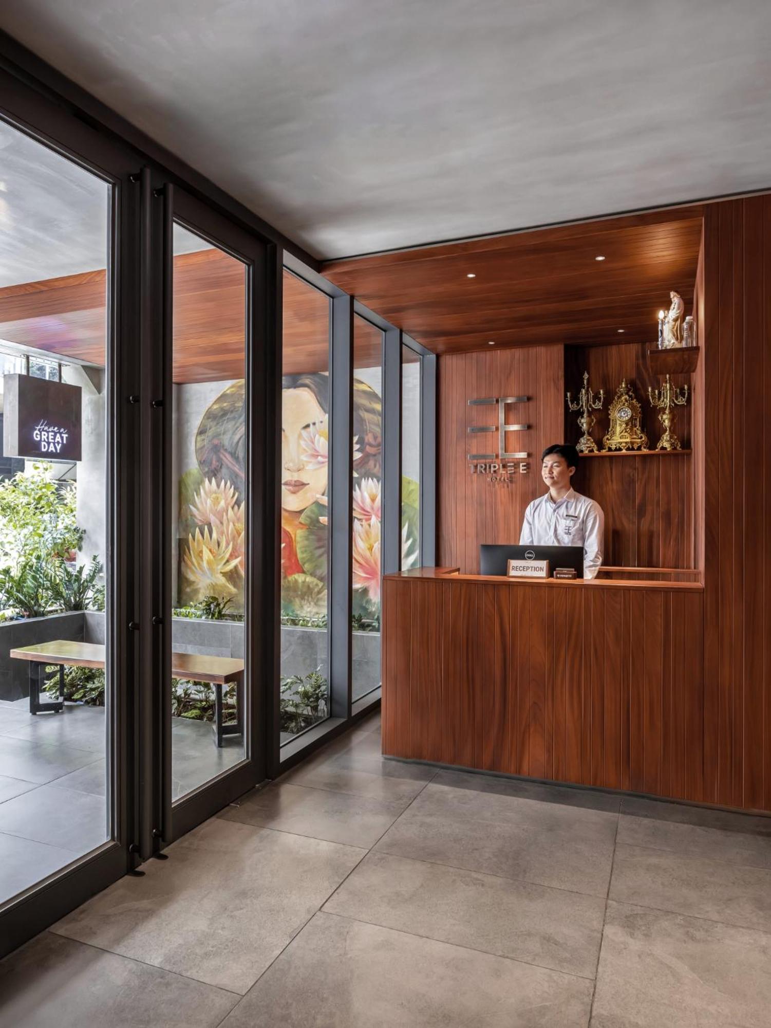 Hotel Triple E Metro Ben Thanh