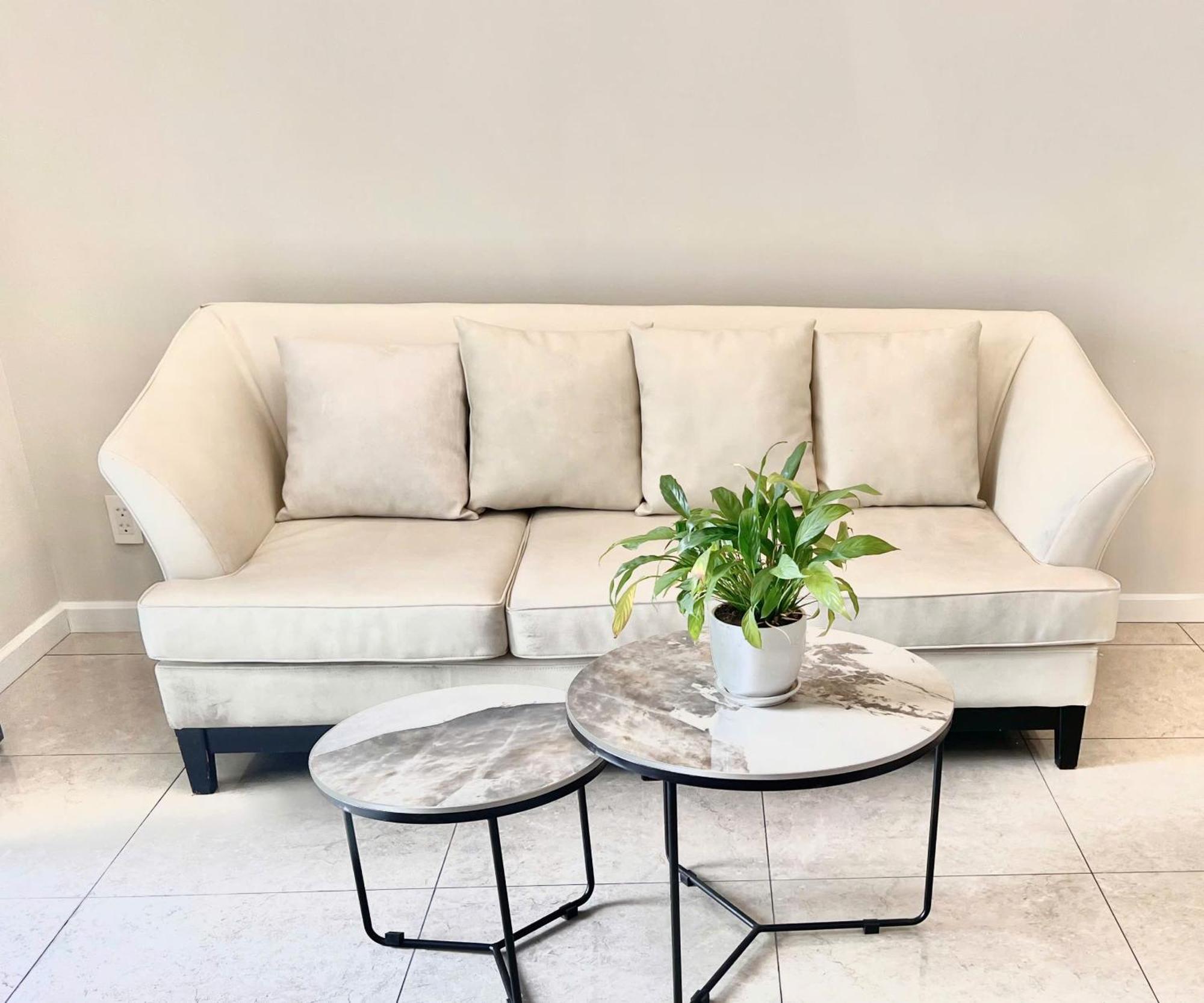 Louisa Vinh Hoi Apartment