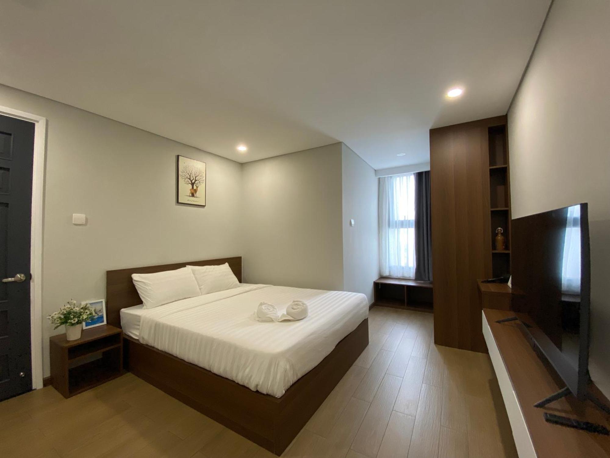 Triostay Vinh Hoi - Elegant Near Highlights! * Ho Chi Minh City