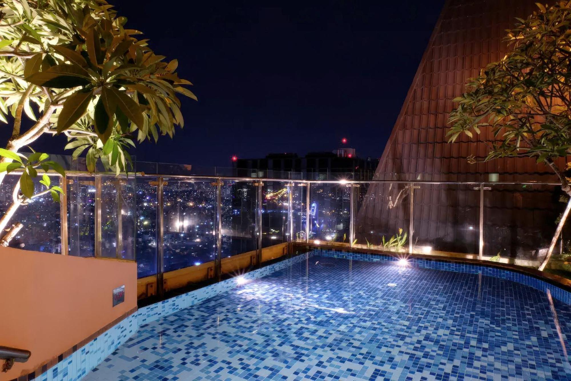 Apartment The Icon 56 Building & D4 *