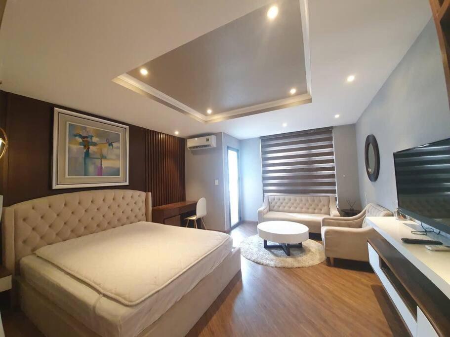 Ho Cao Cap San Bay Tsn 2 Apartment