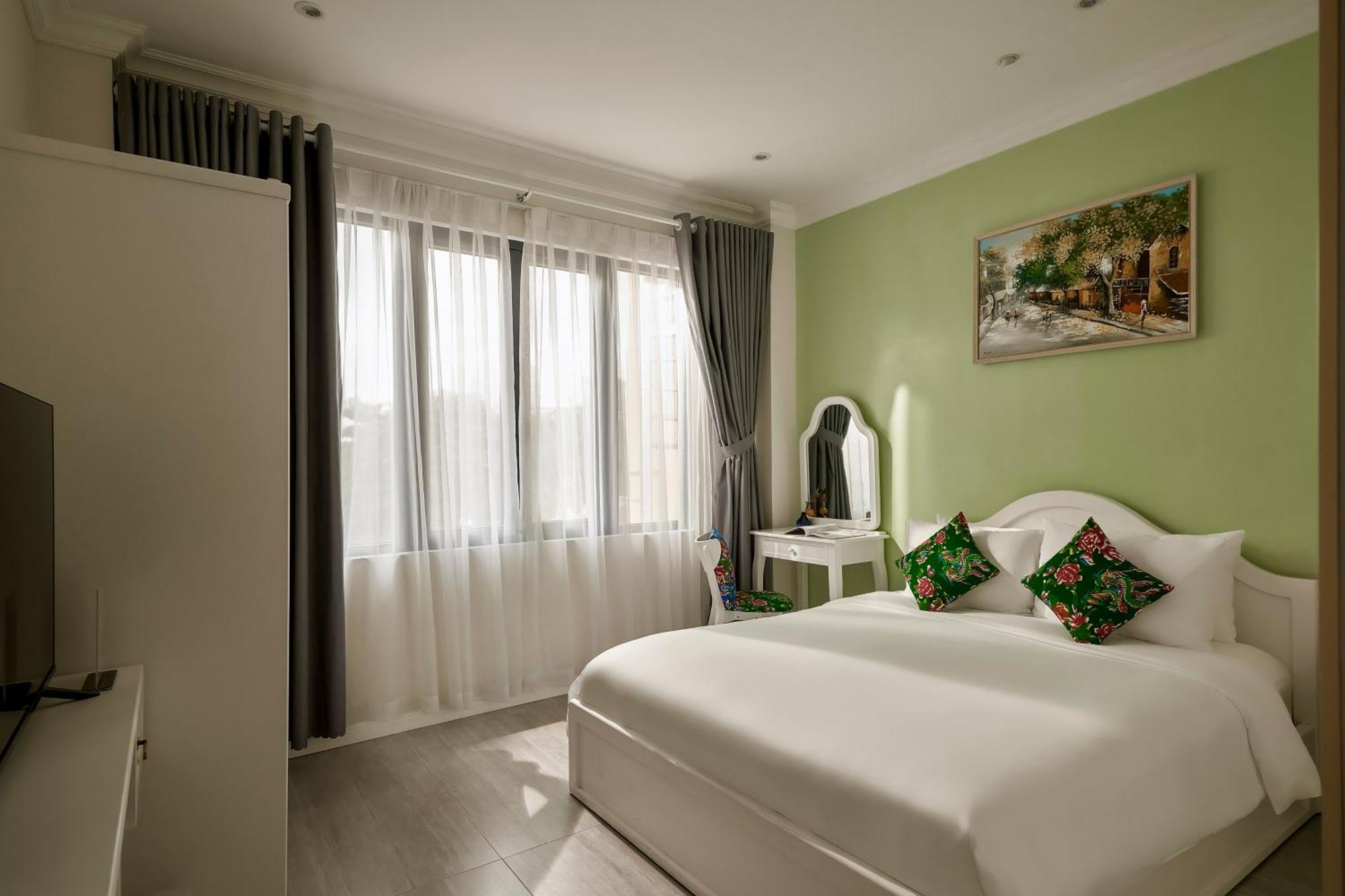 Chez Mimosa Bed & Breakfast *