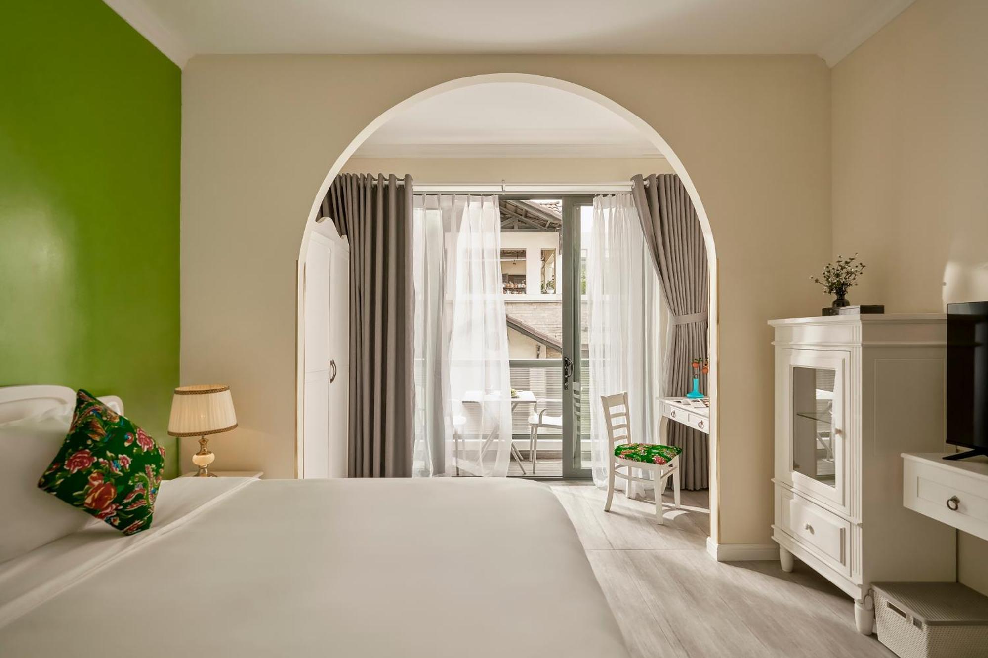 Chez Mimosa Bed & Breakfast