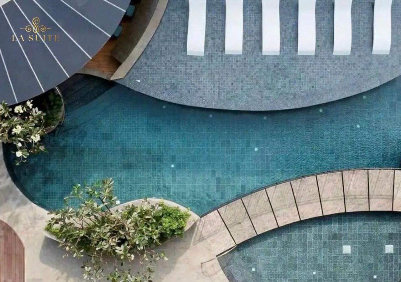 Apartment Zenity Complex 5 Star Luxury Style Of 10 Unit - Book Each Unit With 3br Free Gym And Pool *