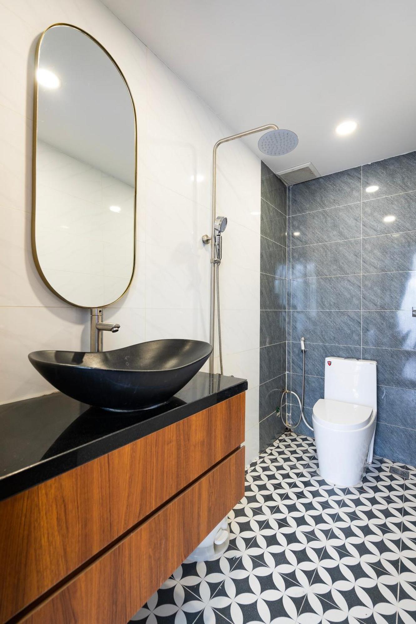 Hotel Tago &