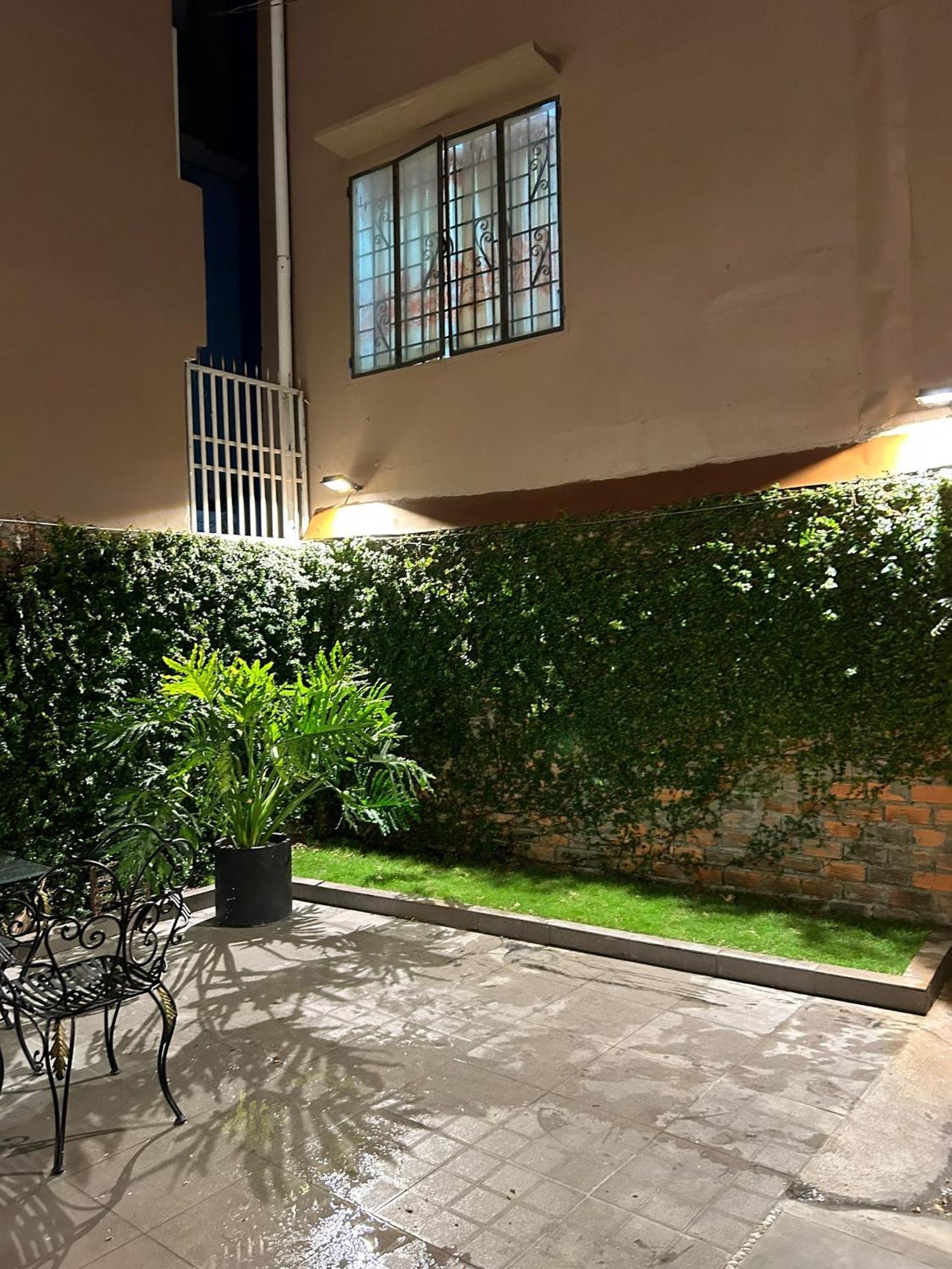 Tea&pea - Entire Private House With A Lovely Garden Apartment *