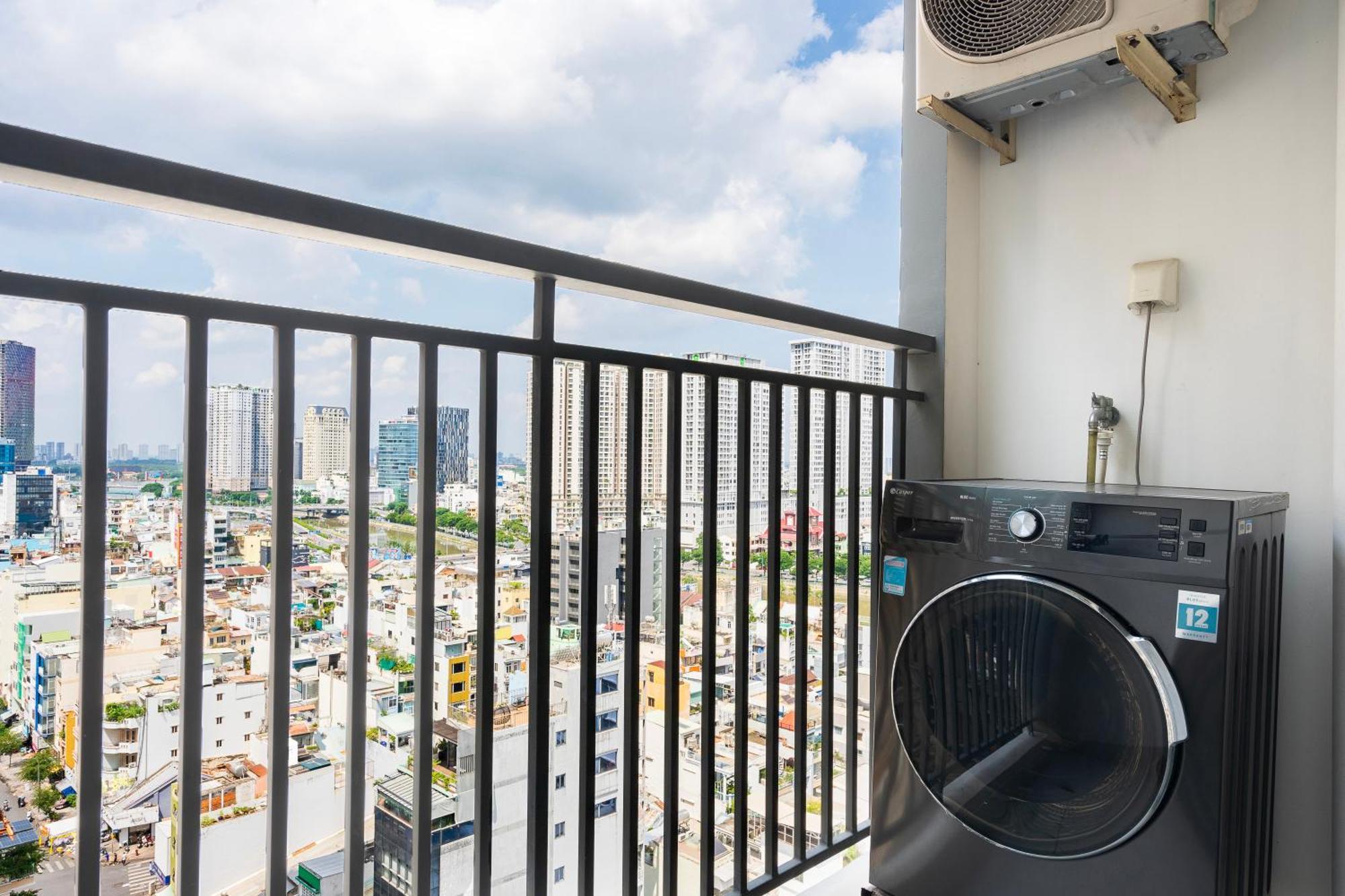Soho - 2br With Modern Comfort In District 1 * Ho Chi Minh City