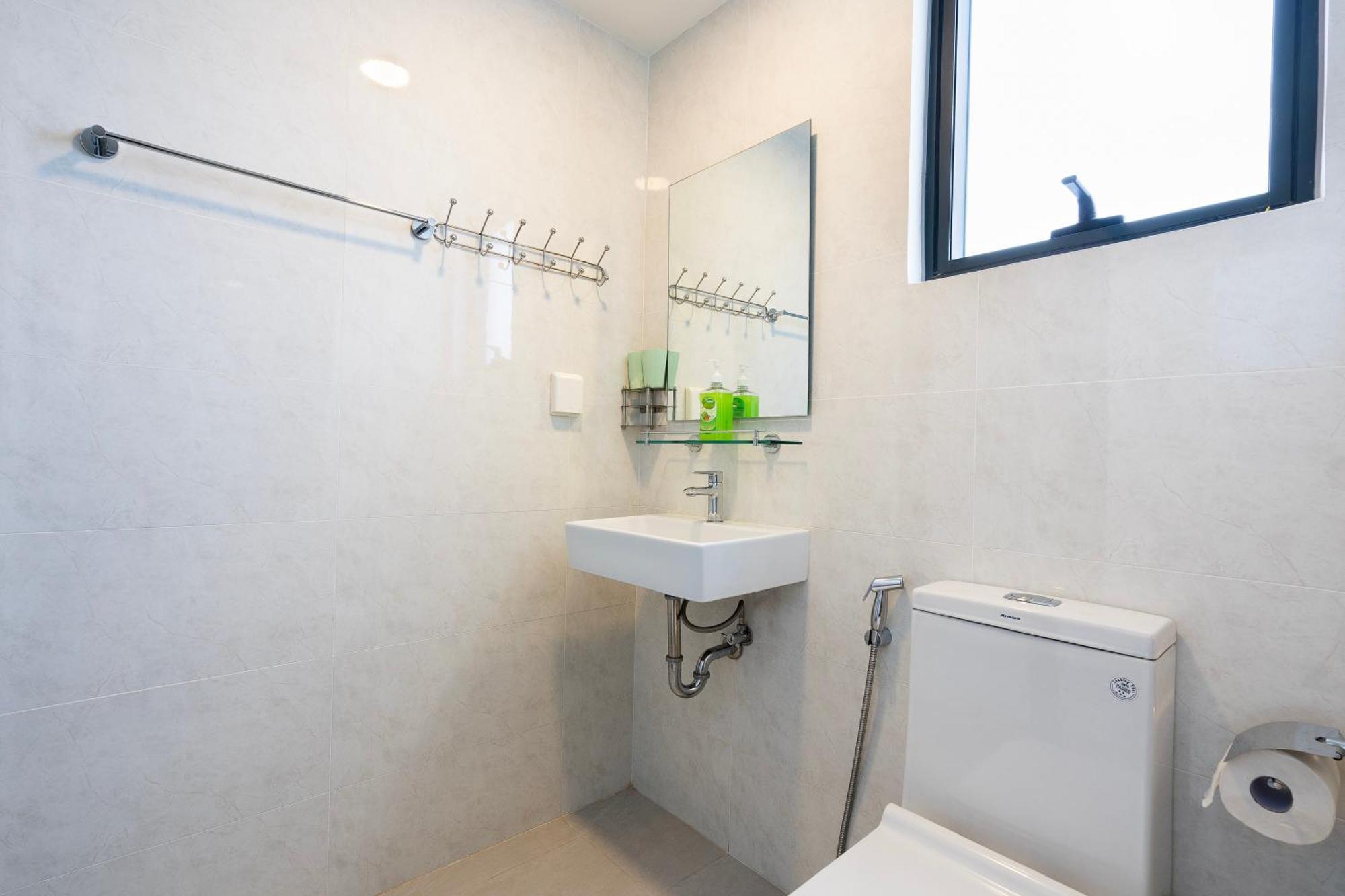 Apartment Soho - 2br With Modern Comfort In District 1