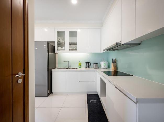 Luna Apartment- Vinhomes Park