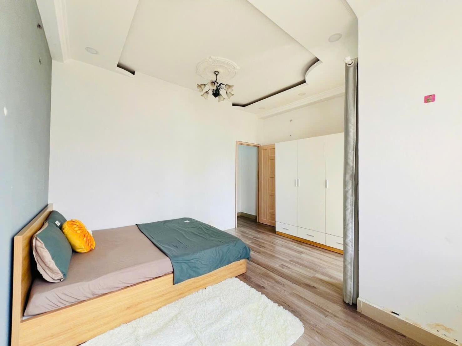 Tyn Apartment *