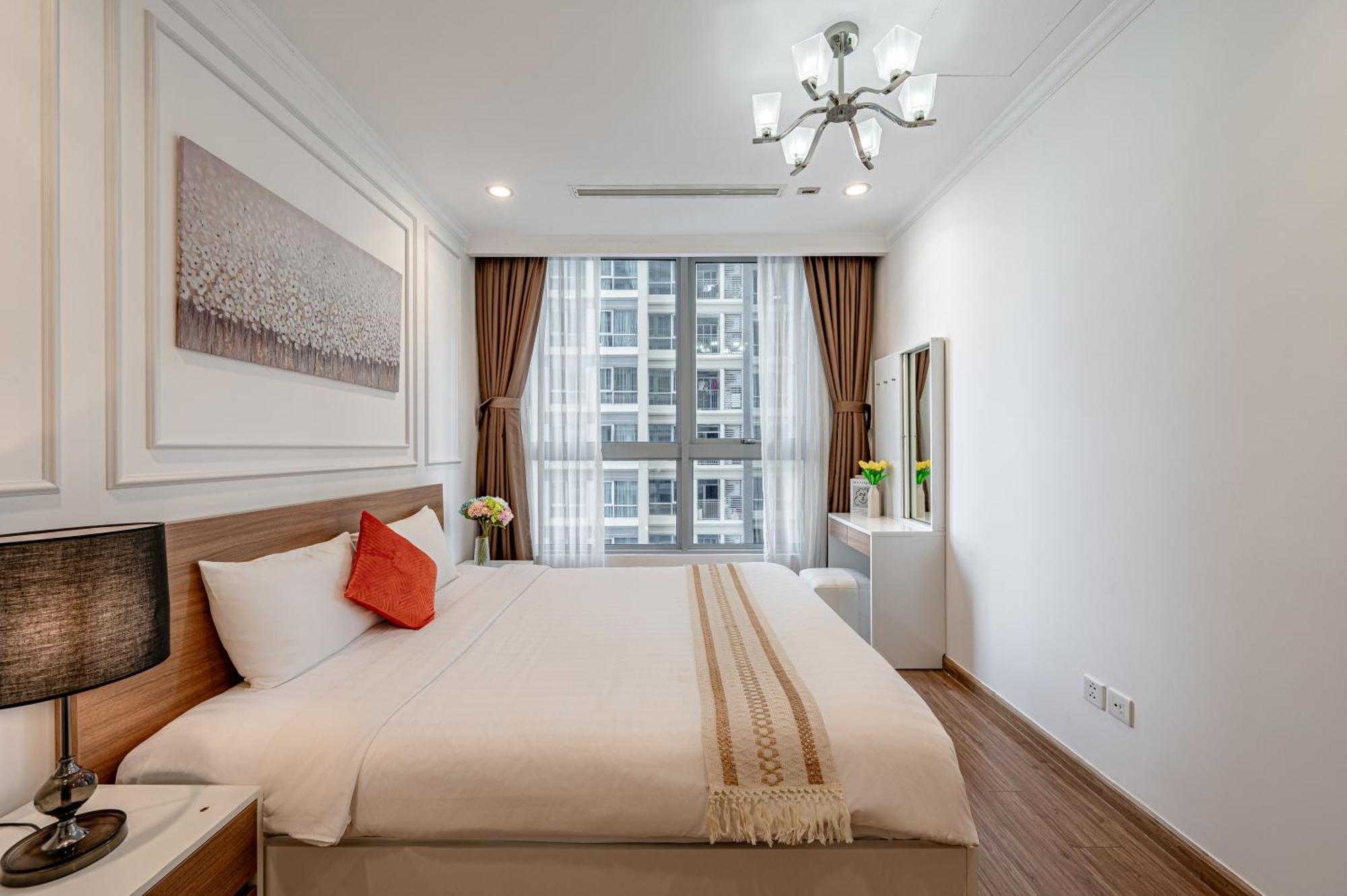 Vinhomes Romantic * Bandar Ho Chi Minh