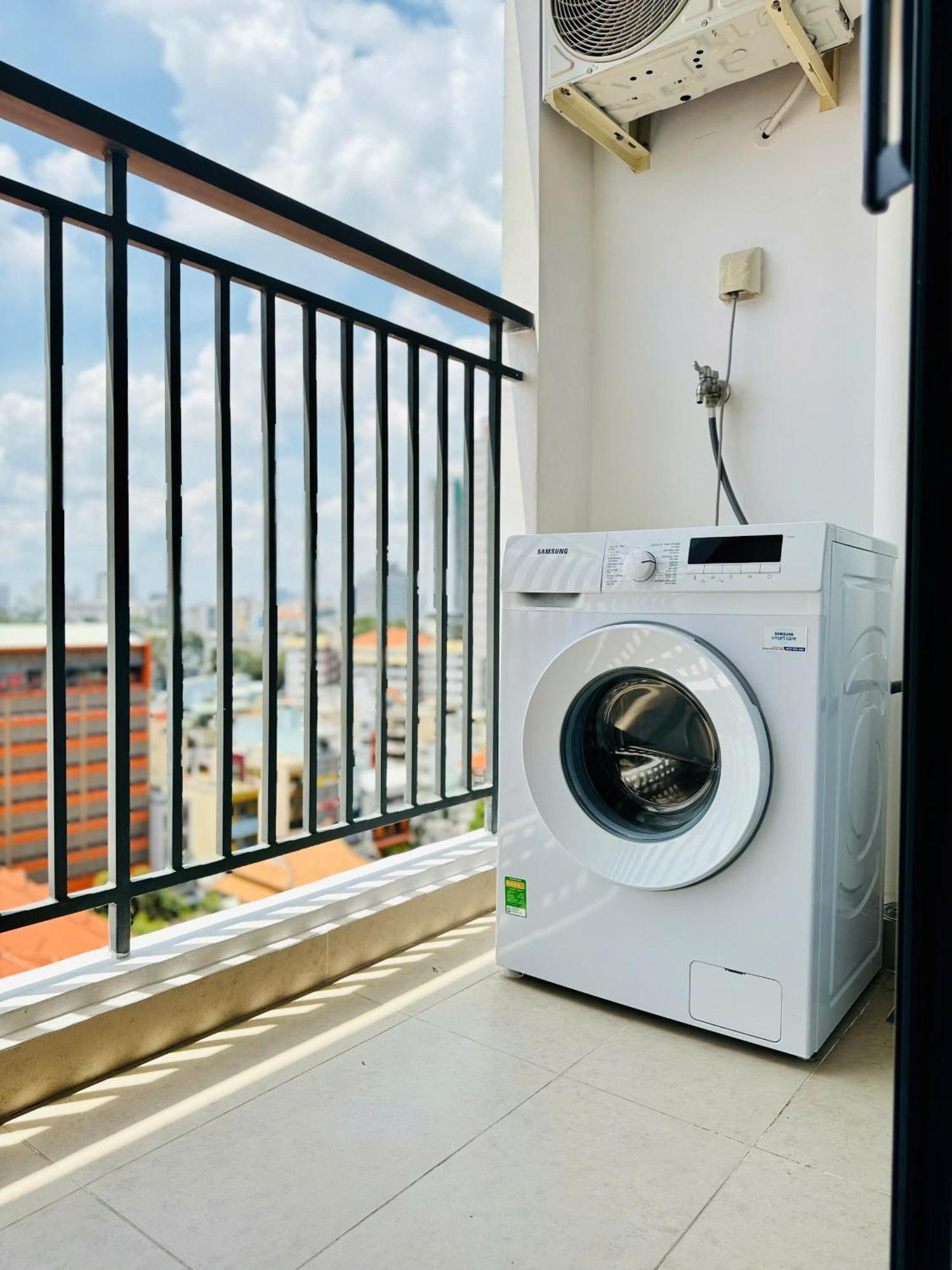 Soho - Luxury Stay, Next To Benthanh Market Apartment