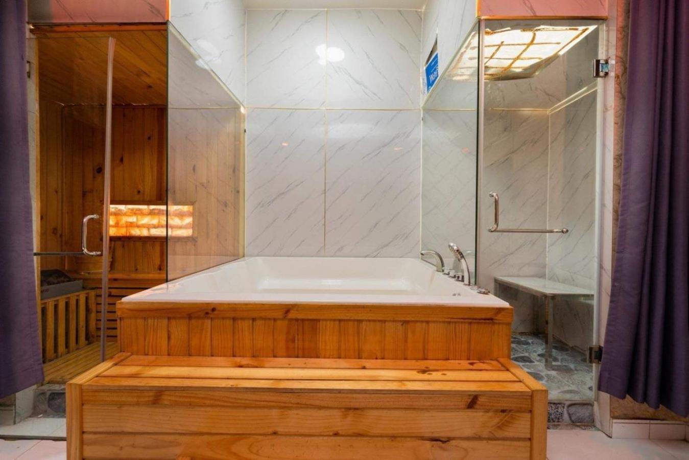 Hoa Hong Hotel 3*