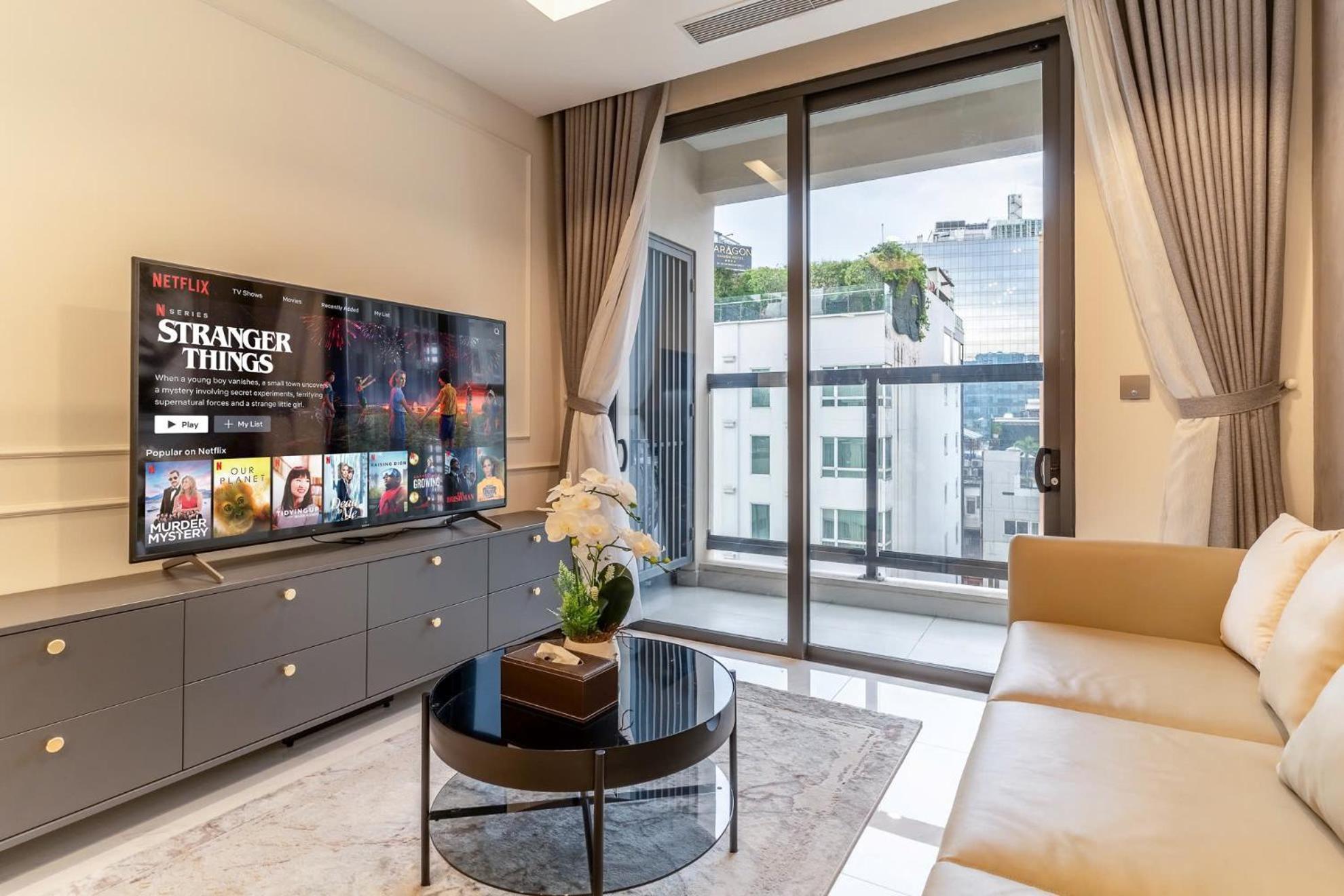 De Lux Madison 2 Bedrooms 2 Baths, Pool Gym Apartment Ho Chi Minh City