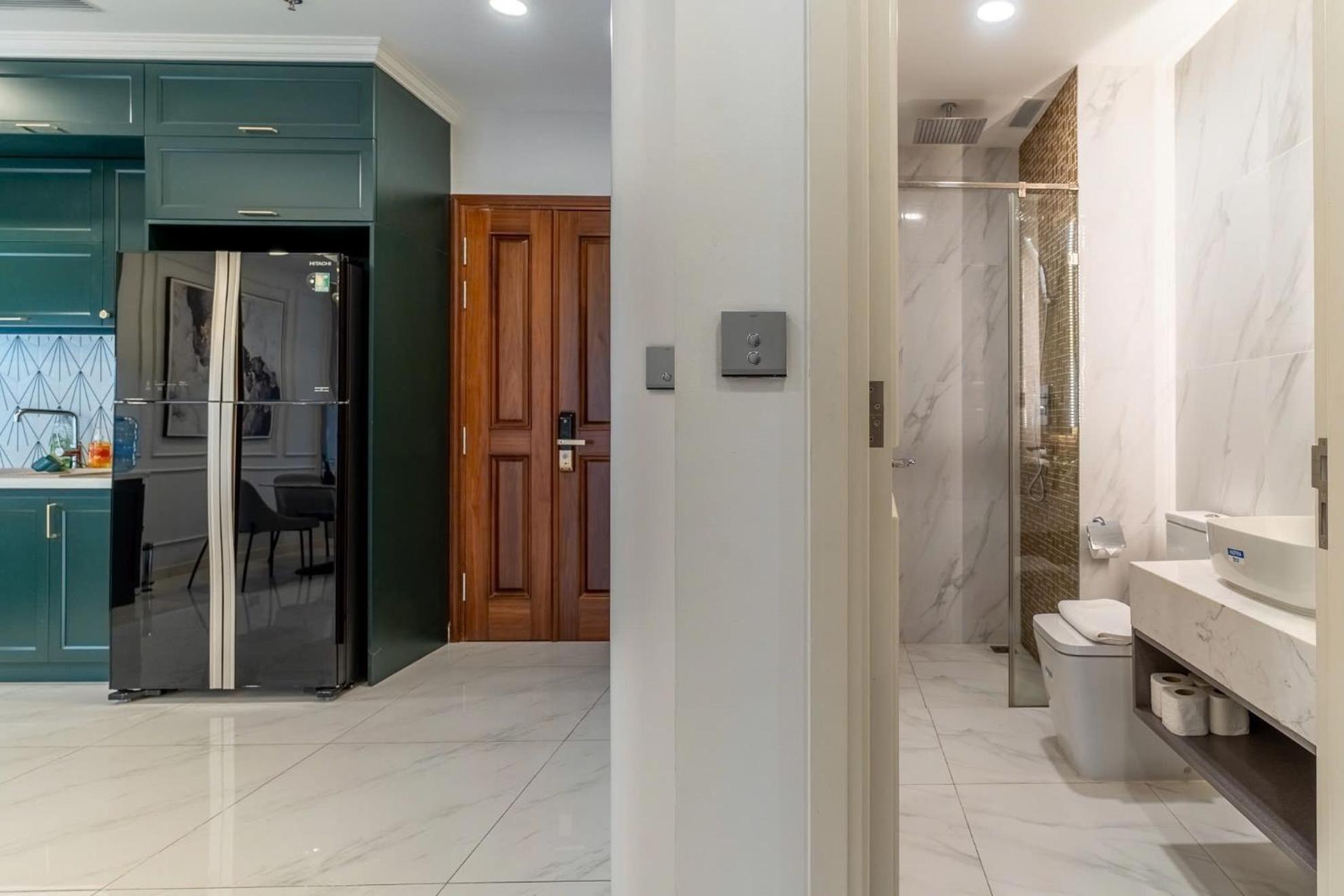 De Lux Madison 2 Bedrooms 2 Baths, Pool Gym Apartment Ho Chi Minh City